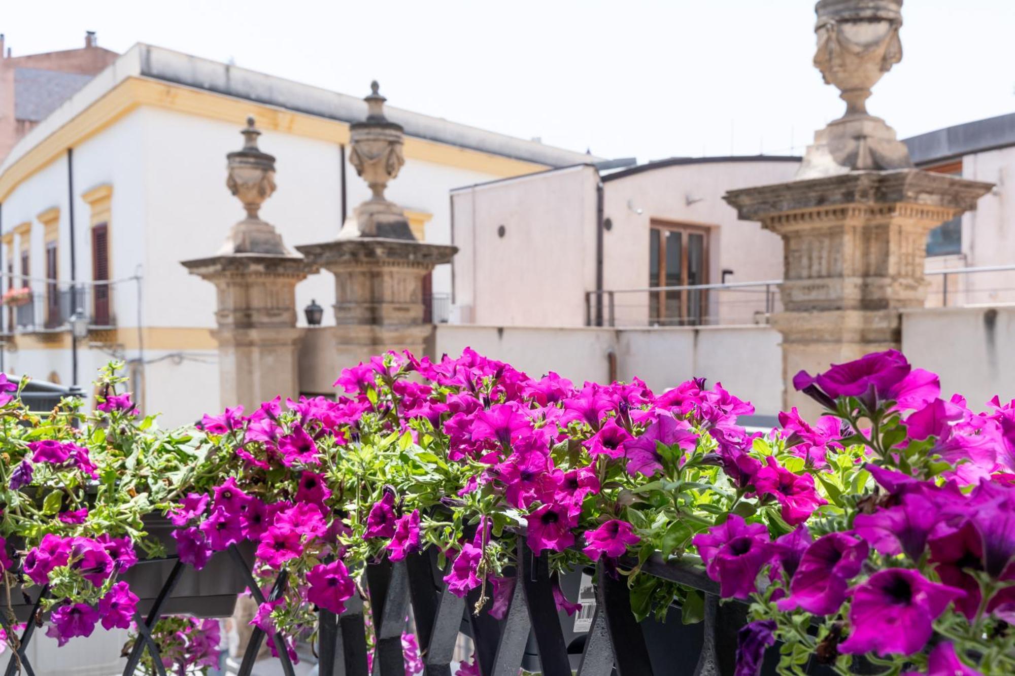 La Duca Suites & Apartments, Palermo